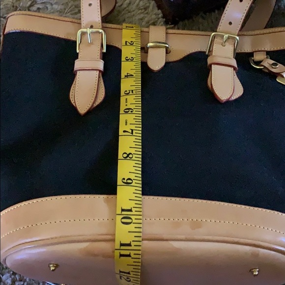 Gently Loved Dooney & Bourke Cabriolet Tote Bag - Picture 14 of 14